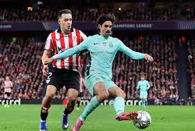 2023 赛季：天使队在赛季中段选择不交易大谷翔平，力拼季后赛但最终失败