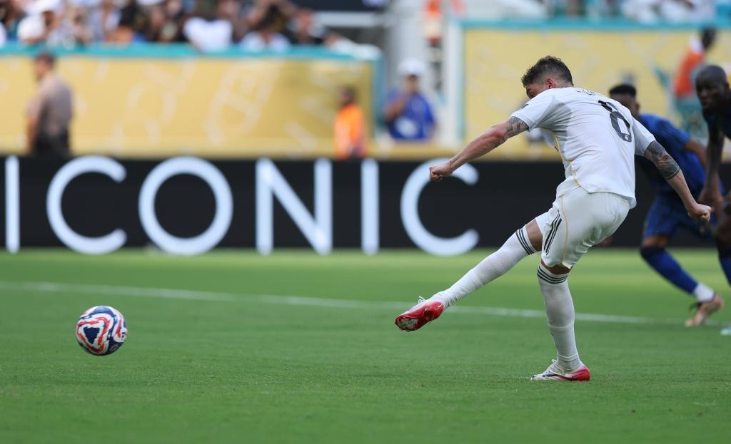 官方：瓦诺利就任佛罗伦萨主帅，合同至明年6月+1年续约选项